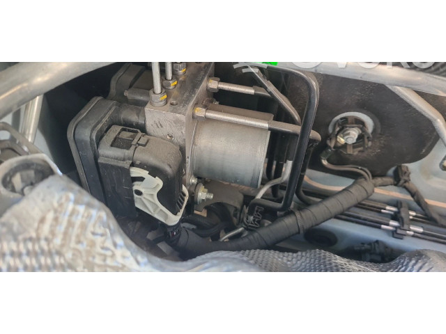 Блок АБС 476601575R   Renault  Clio V  2019 -  года