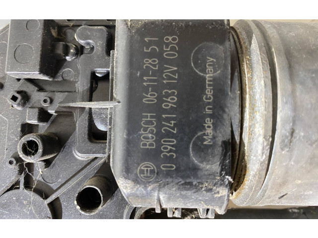 Моторчик дворников 0390241963, 06112851    Chrysler Sebring (JS)