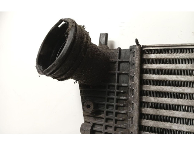 Интеркулер  1K0145803G   Audi A3 S3 8P 2.0