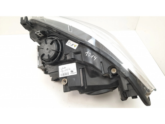 Передняя фара