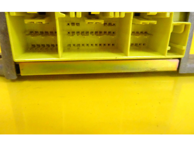 Блок подушек безопасности GG3E57K30, 9J13A   Mazda 626