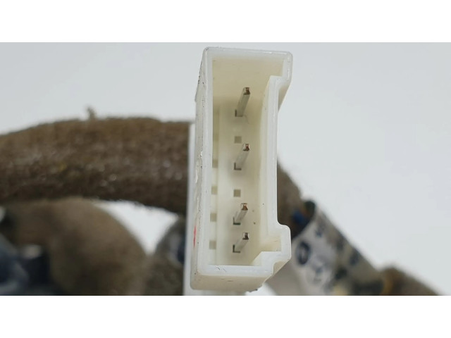 Зеркало заднего вида (в салоне)