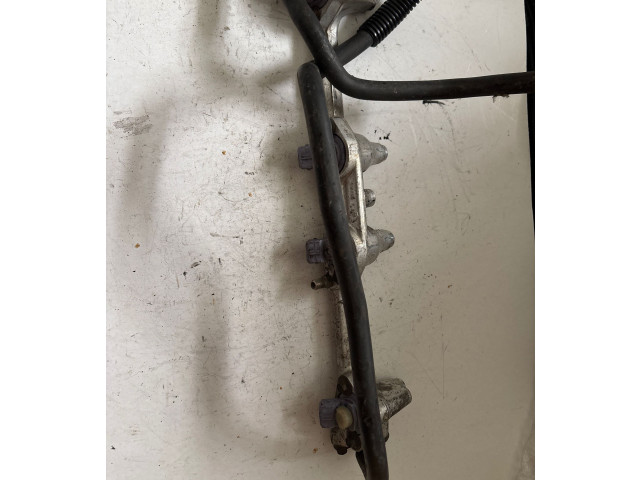 Топливная рампа 95WF9D280BA Ford Galaxy для двигателя 1Z