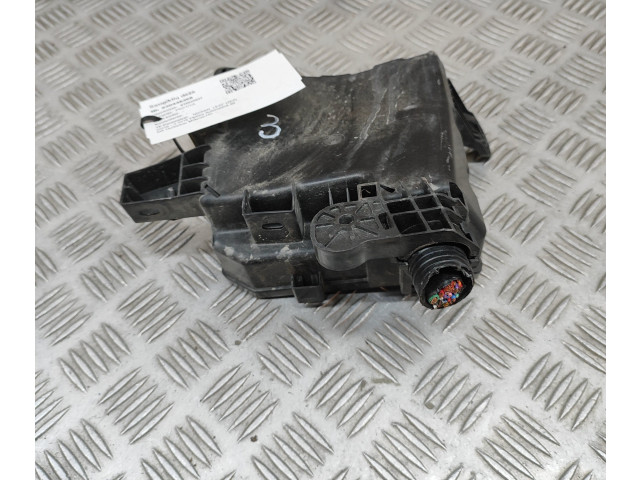 Pojistková skříňka 284B74BA0A Nssan Leaf I (ZE0) 2016