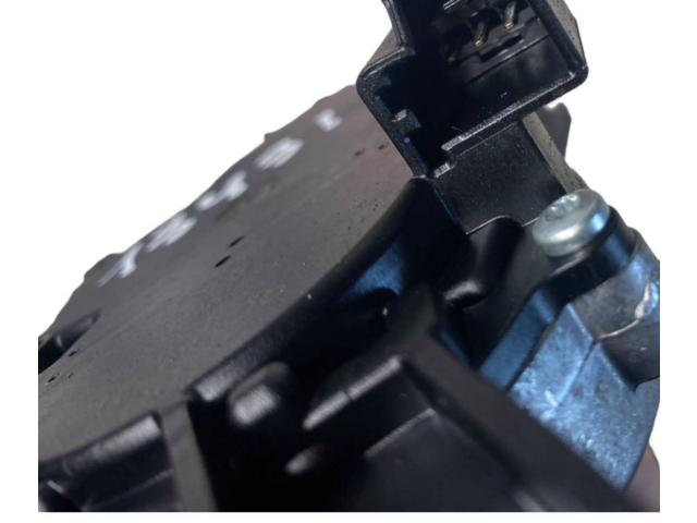 Моторчик заднего дворника 31349380, 0390201256 Volvo XC90