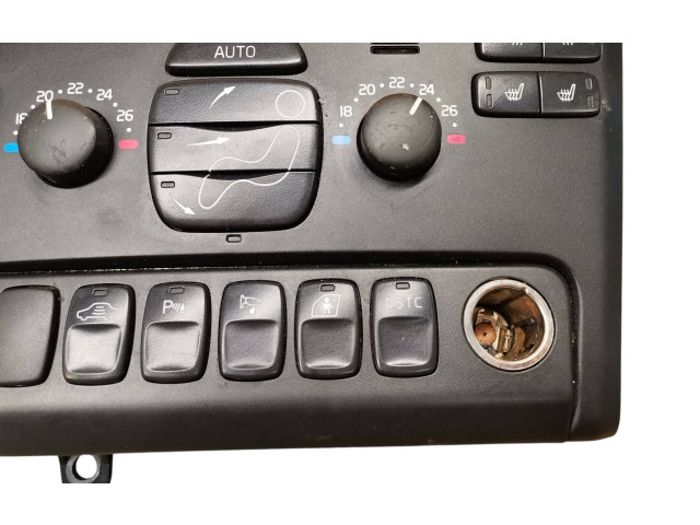 Блок управления климат-контролем 8697137, 04W42E04   Volvo XC90