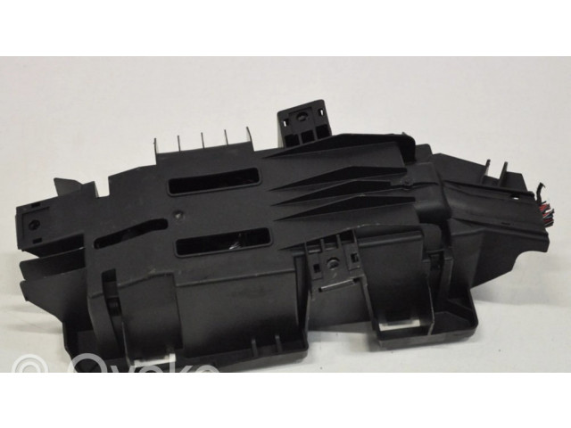   Pojistková skříňka A0025428019   Mercedes-Benz GL X166 2015