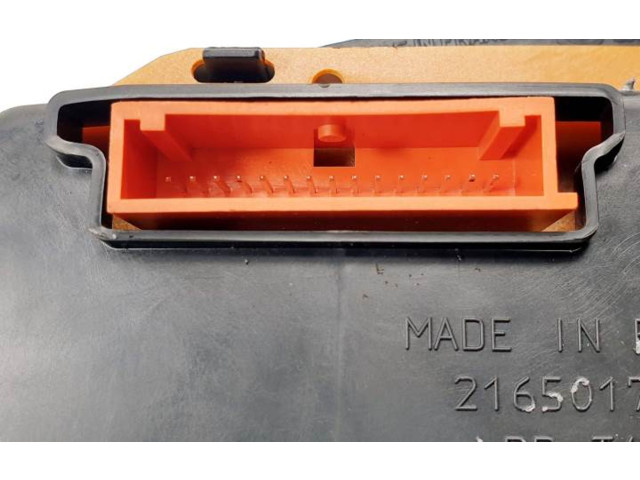 Панель приборов 8200028364   Renault Clio II       