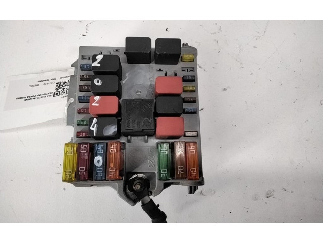 Pojistková skříňka 188A7000 Fiat Punto (188) 2002