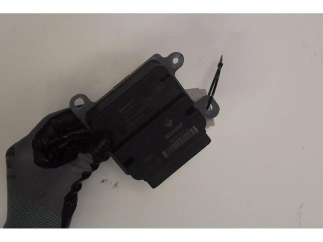 Блок подушек безопасности Dacia Logan II