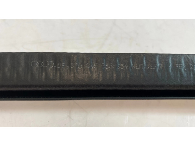 Передняя уплотнительная резина (у стекла)