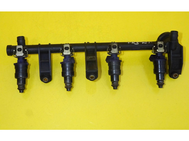 Топливная рампа 7700273495   Renault Scenic I  