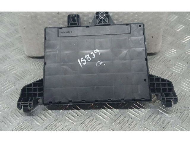   Pojistková skříňka 13368653, 365927271   Opel Zafira C 2011