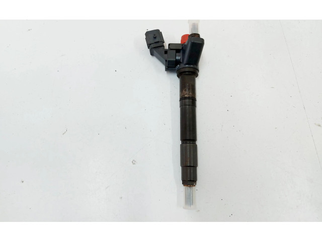 Форсунка 32140080    Volvo V60   