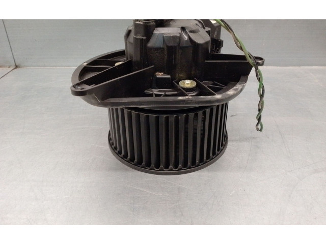 Вентилятор печки 68020234AA, 939740F Jeep Grand Cherokee (WK)