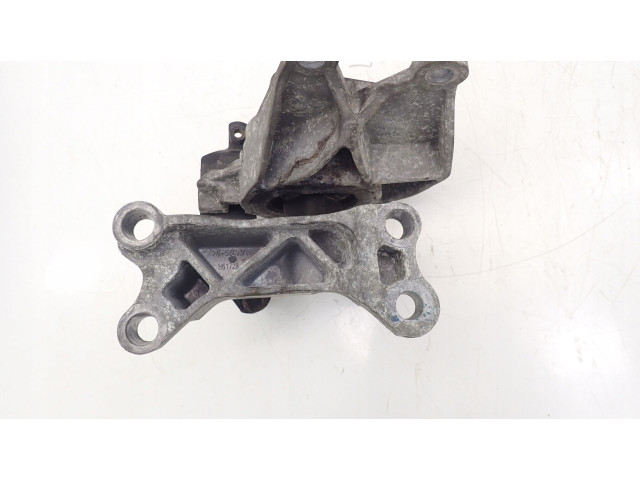 Подушка безопасности для колен BB536F020AB, 6F020   Ford Explorer