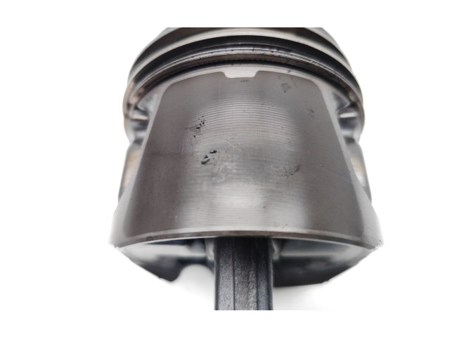 Píst OM640.940, 640.940 Mercedes-Benz A W169 OM640.940