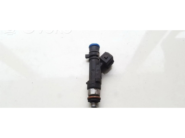 Форсунка 8200227124, 0280158034    Dacia Logan I для бензинового двигателя  1.6