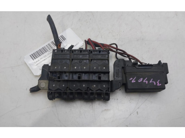 Блок предохранителей 5J0937548 Skoda Fabia Mk2 (5J)