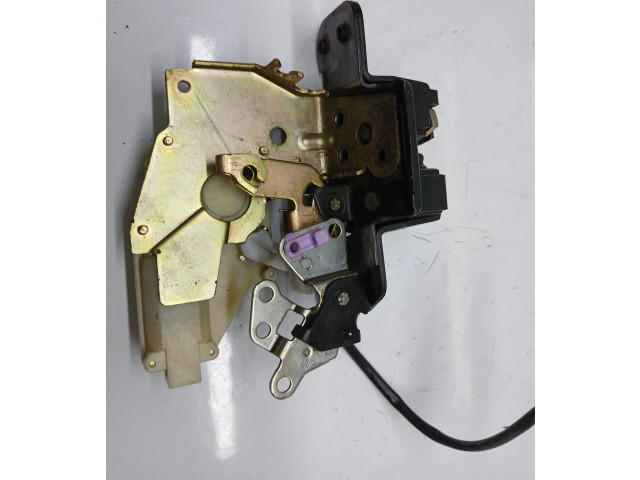 Замок багажника 020406    Honda HR-V 1998 - 2005 года