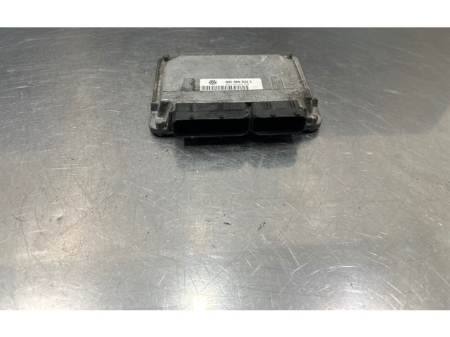 Блок управления двигателя 03E906033L, 5WP4019405   Skoda Fabia Mk1 (6Y)