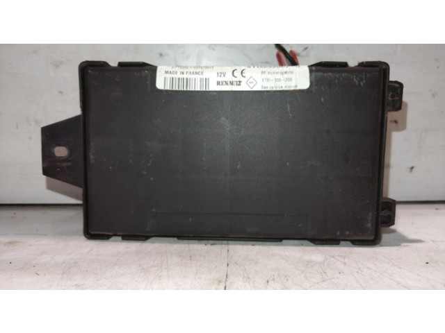 Блок управления 8200296328A, S118522007B Dacia Logan I