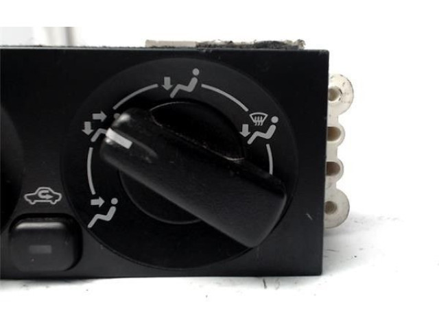 Блок управления климат-контролем MR398658, MR398659 Mitsubishi Space Runner