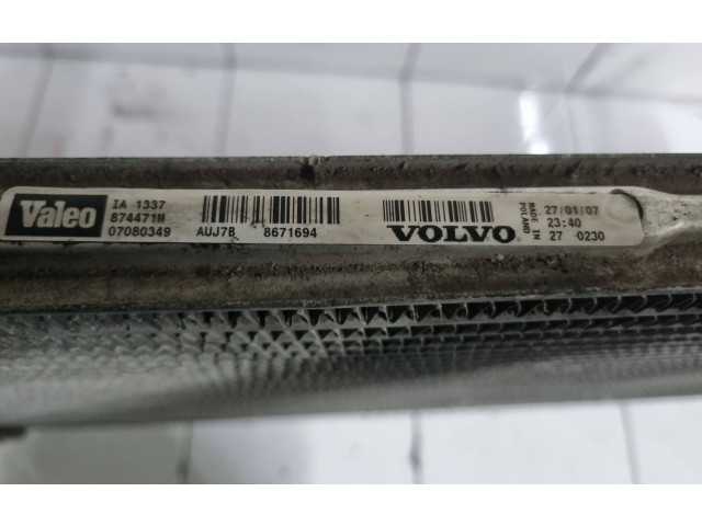 Интеркулер  8671694, 07080349   Volvo V70 