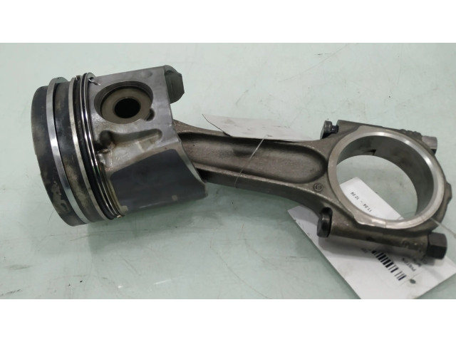 Píst 085190 Citroen C4 I pro naftový motor 2.0