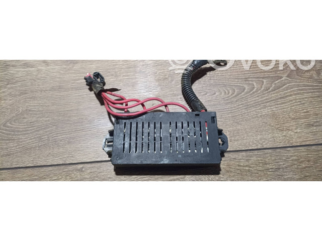 Блок предохранителей 9162323 Volvo S60