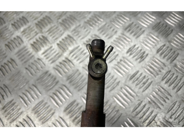 Форсунка 046130201F    Volvo V70   