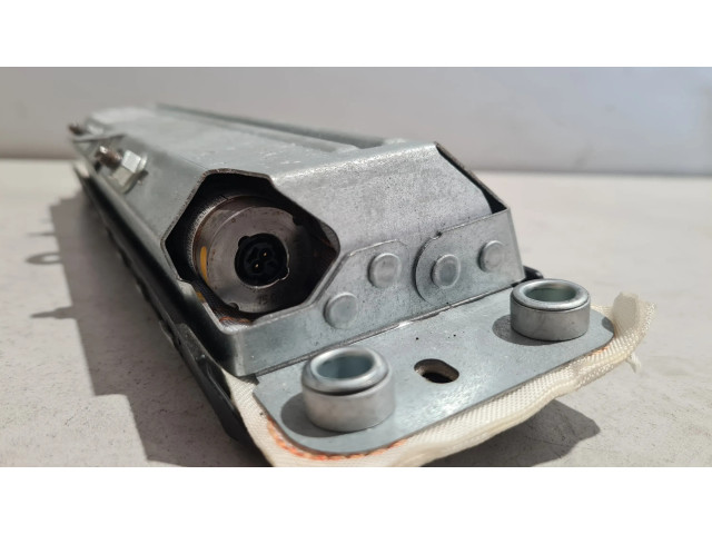 Подушка безопасности для колен 06700081620 Maserati Ghibli