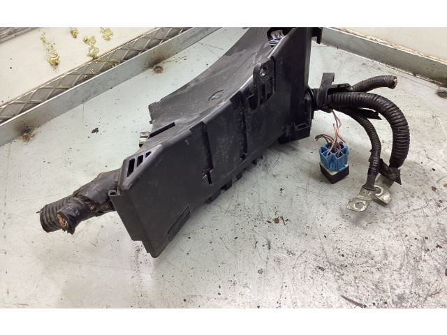 Блок предохранителей MB502095B, MB100200B Subaru Forester SH