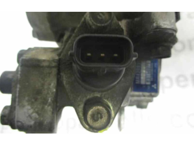 Vstřikovač MR420916 Mitsubishi Space Star