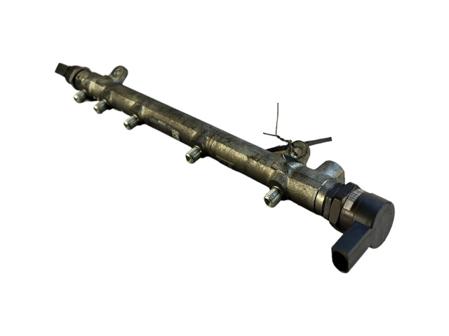 Vstřikovací lišta A6110700395, 0445214038 Mercedes-Benz C W203 pro naftový motor 2.1