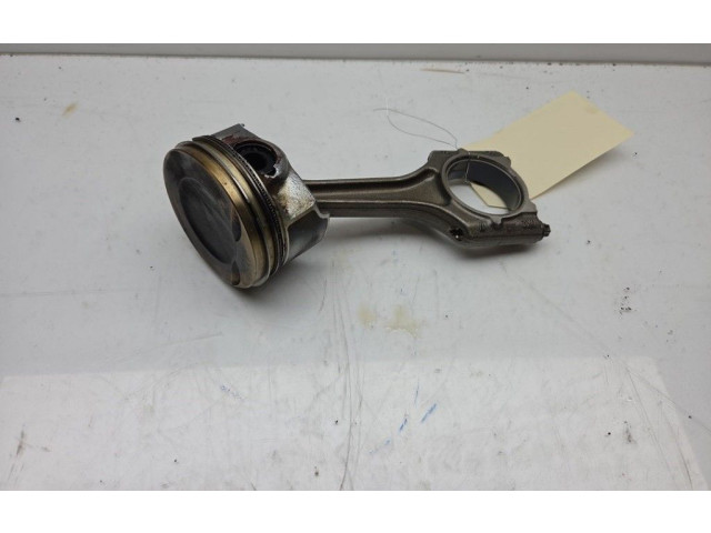 Шатун DNWA 07K107065AC, 07K198401D    Audi RS3  