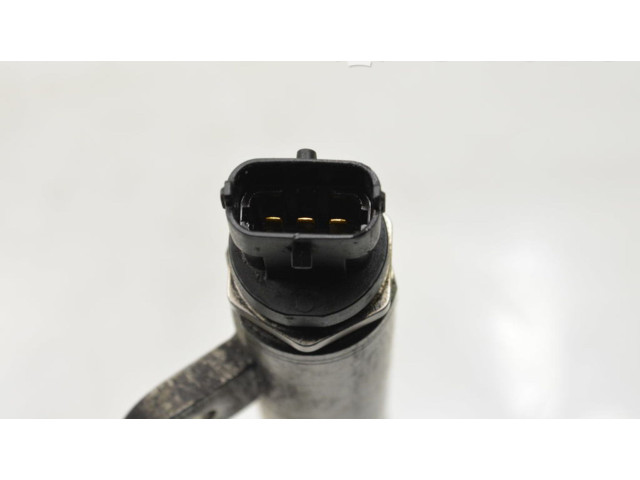 Vstřikovací lišta 55200251 Opel Vectra C Z 19 DTH