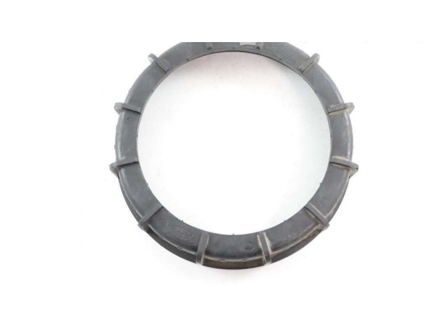 Топливный насос 30661488   Volvo S80