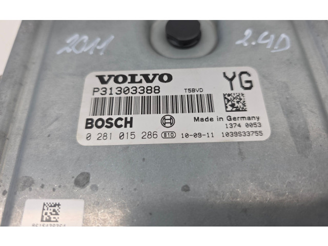 Блок управления двигателя 31303388, P31303388   Volvo S60