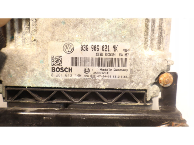 Блок управления двигателем Блок управления 0281013440   Volkswagen PASSAT B6