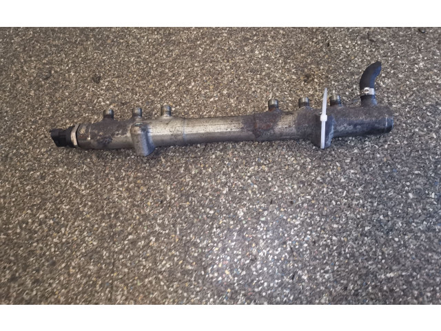 Топливная рампа 8699179, 0445215023   Volvo V70 2.4 