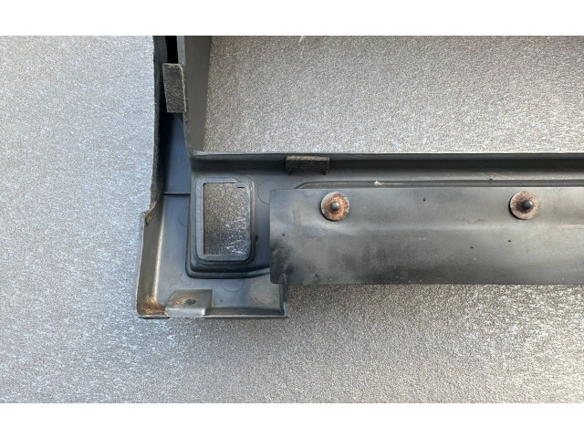 Přístrojová deska Nissan Patrol Y60 1989 6824001J01