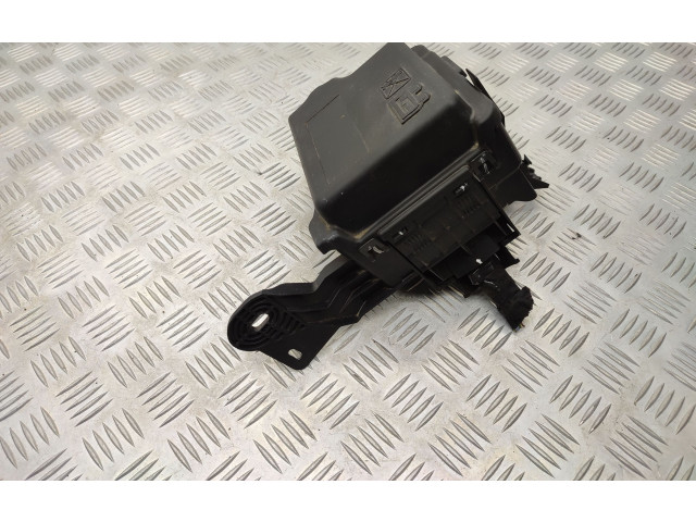 Блок предохранителей 9804848480 Peugeot 2008 I