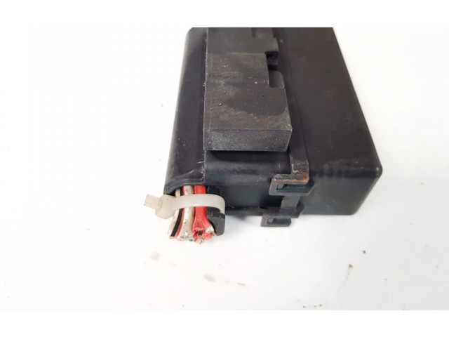 Pojistková skříňka Subaru Outback 2010