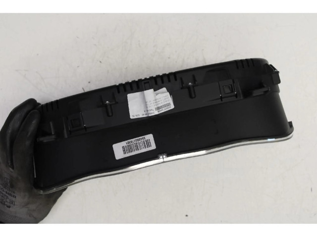 Панель приборов    Jeep Renegade       