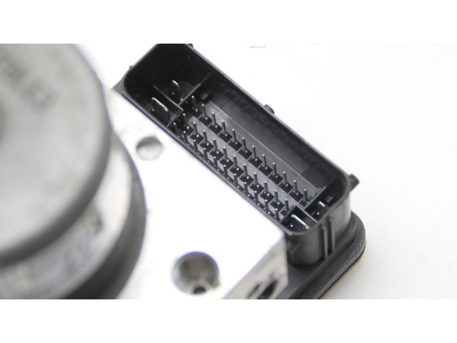 Блок АБС 589102P970 KIA Sorento 2010 - 2014 года