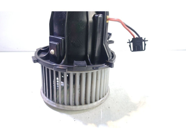 Вентилятор печки 8K1820021C Audi Q5 SQ5