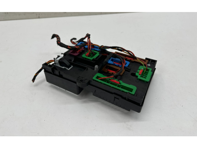 Блок предохранителей 9439006   BMW X3 G01    