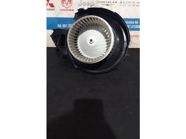 Вентилятор печки       Jeep Renegade