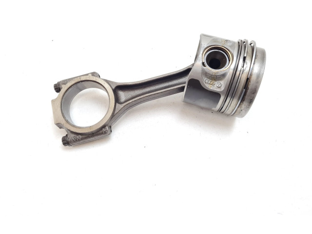  Поршень с шатуном  081187, 038J  Volkswagen PASSAT B6  